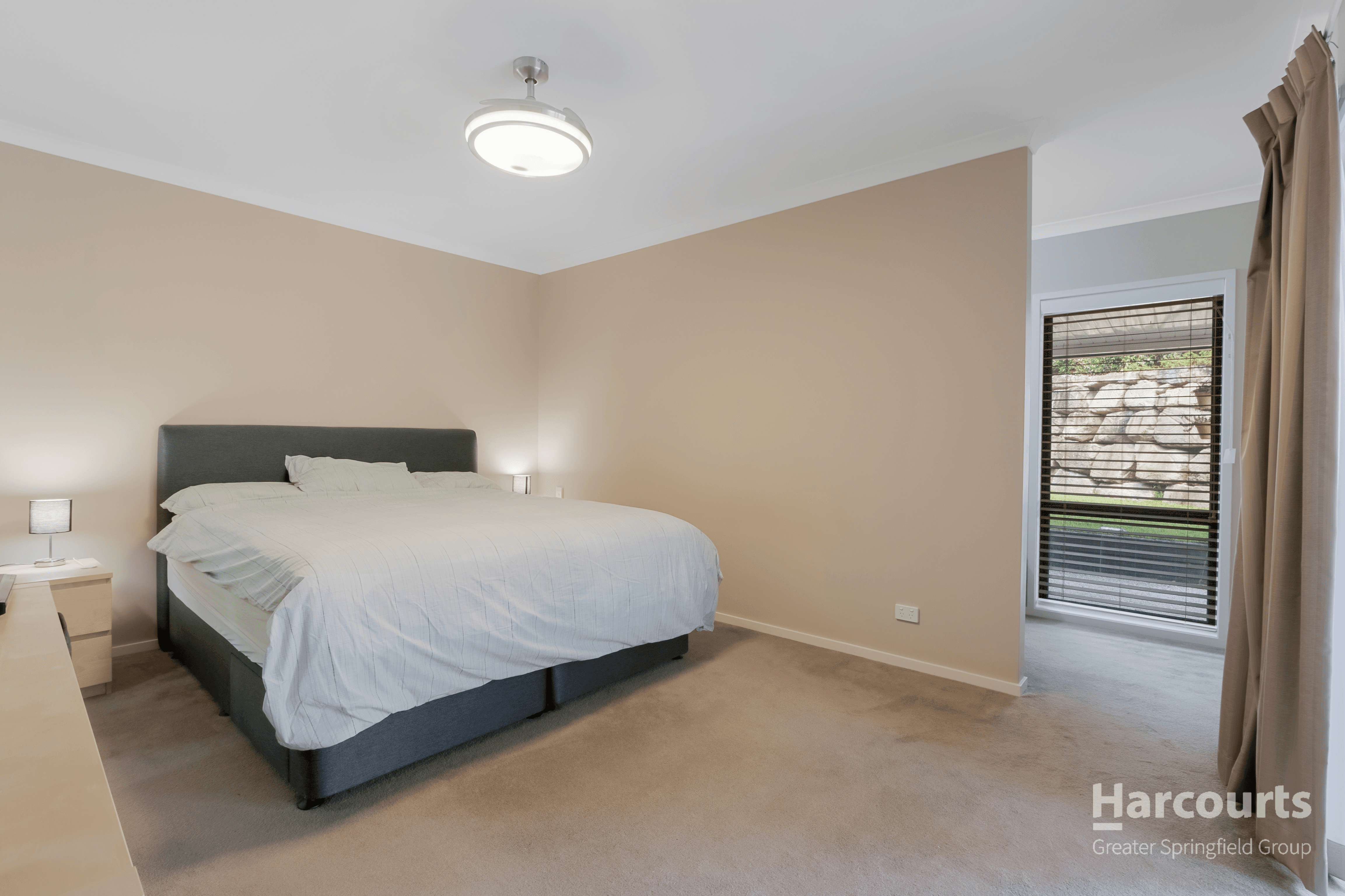 11 Lucy Court, AUGUSTINE HEIGHTS, QLD 4300