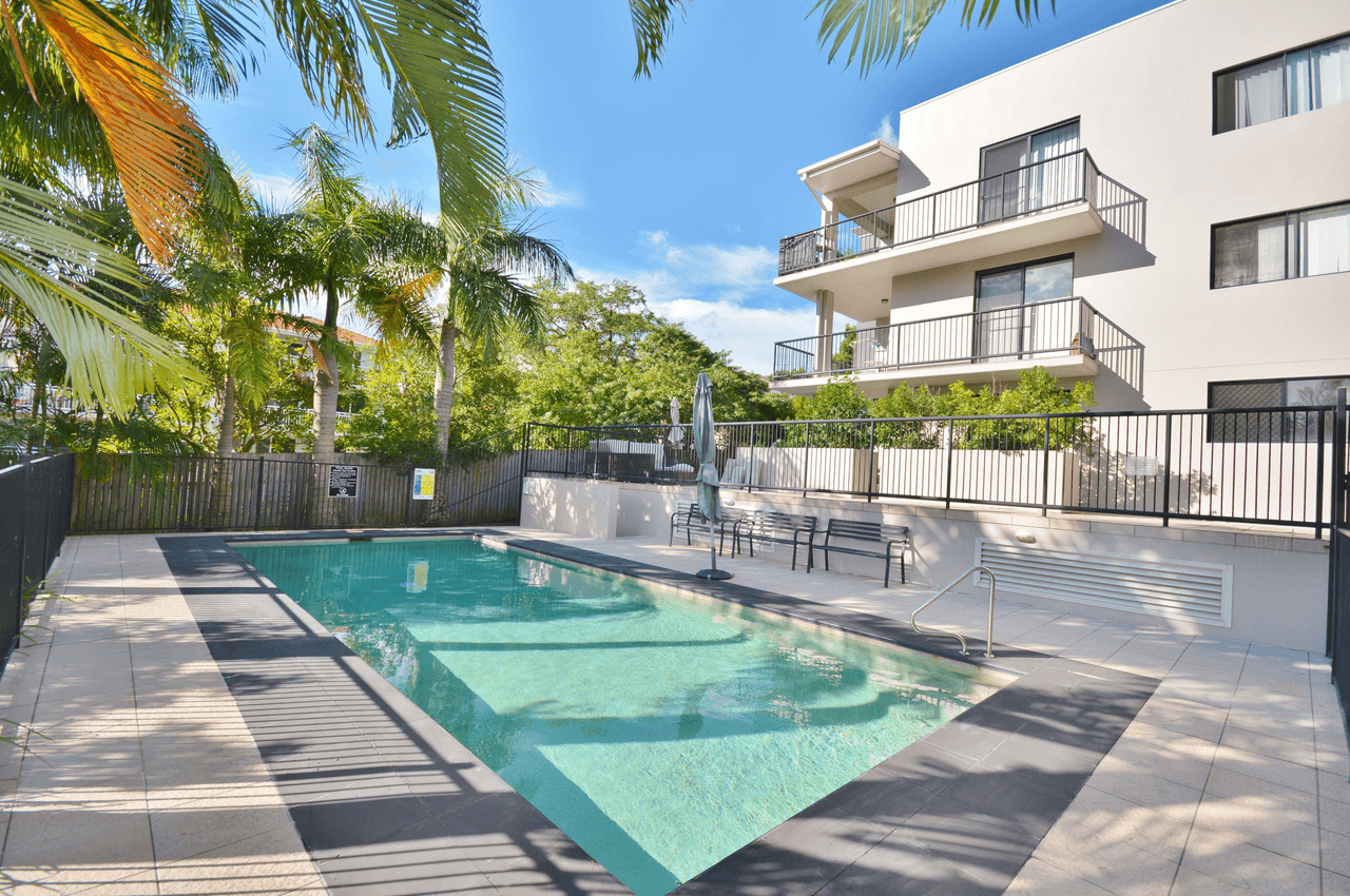 13/15-17 Lloyd Street, Southport, QLD 4215