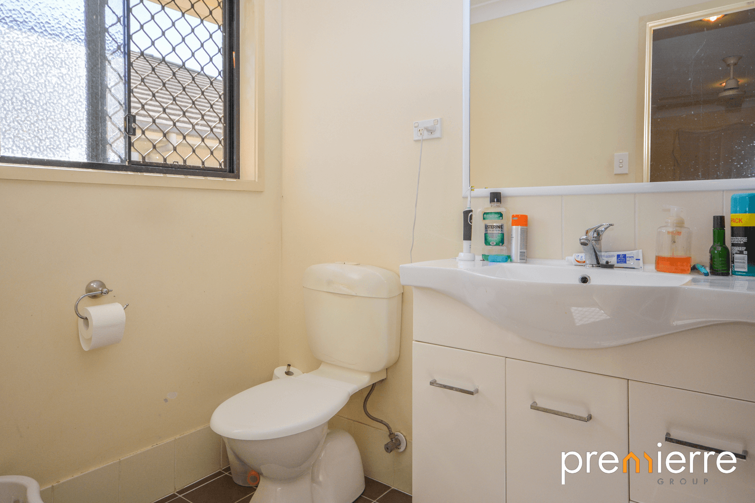 15 Roach Crescent, REDBANK PLAINS, QLD 4301