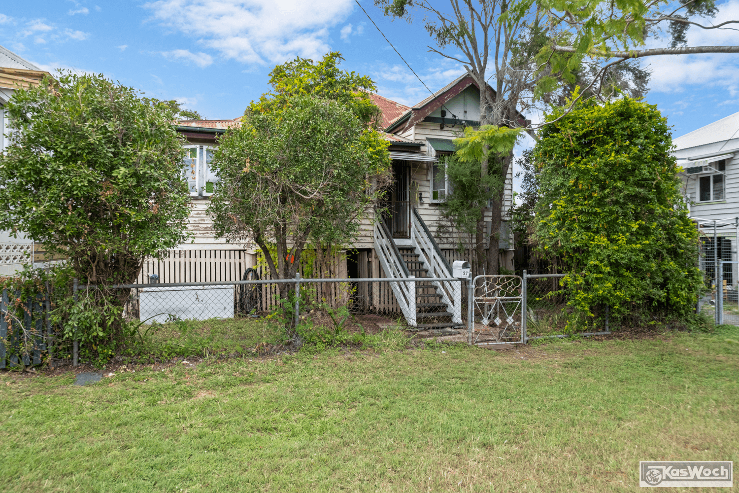 27 WEINHOLT STREET, ALLENSTOWN, QLD 4700