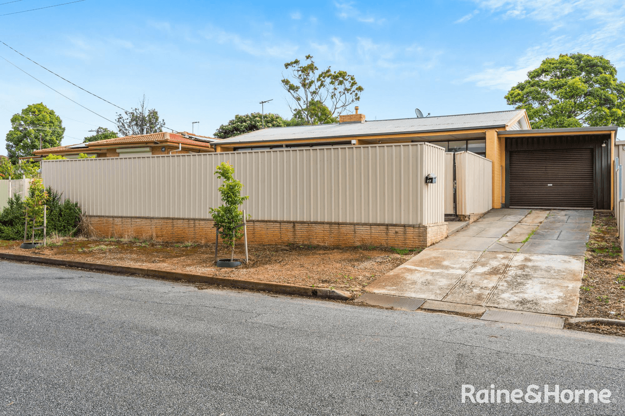 27 Holly Rise, HACKHAM WEST, SA 5163