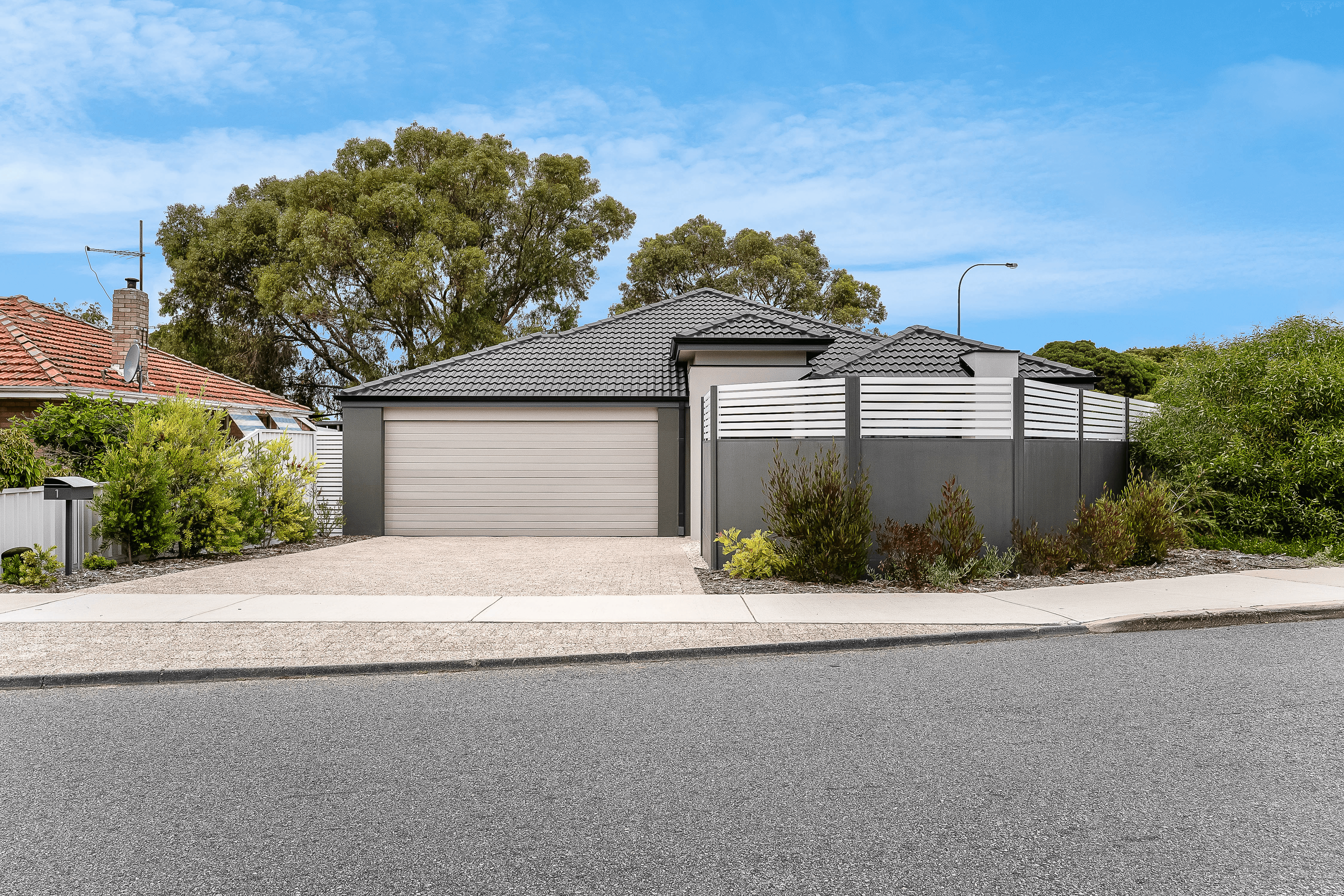 1 Parkin Street, ROCKINGHAM, WA 6168