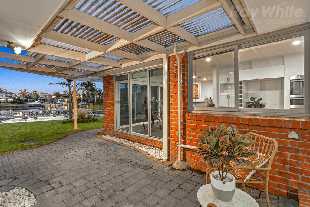 7 Clematis Court, PATTERSON LAKES, VIC 3197