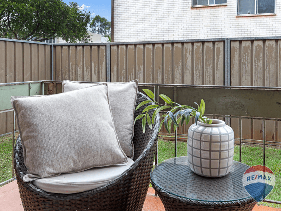 2/66 PUTLAND STREET, ST MARYS, NSW 2760