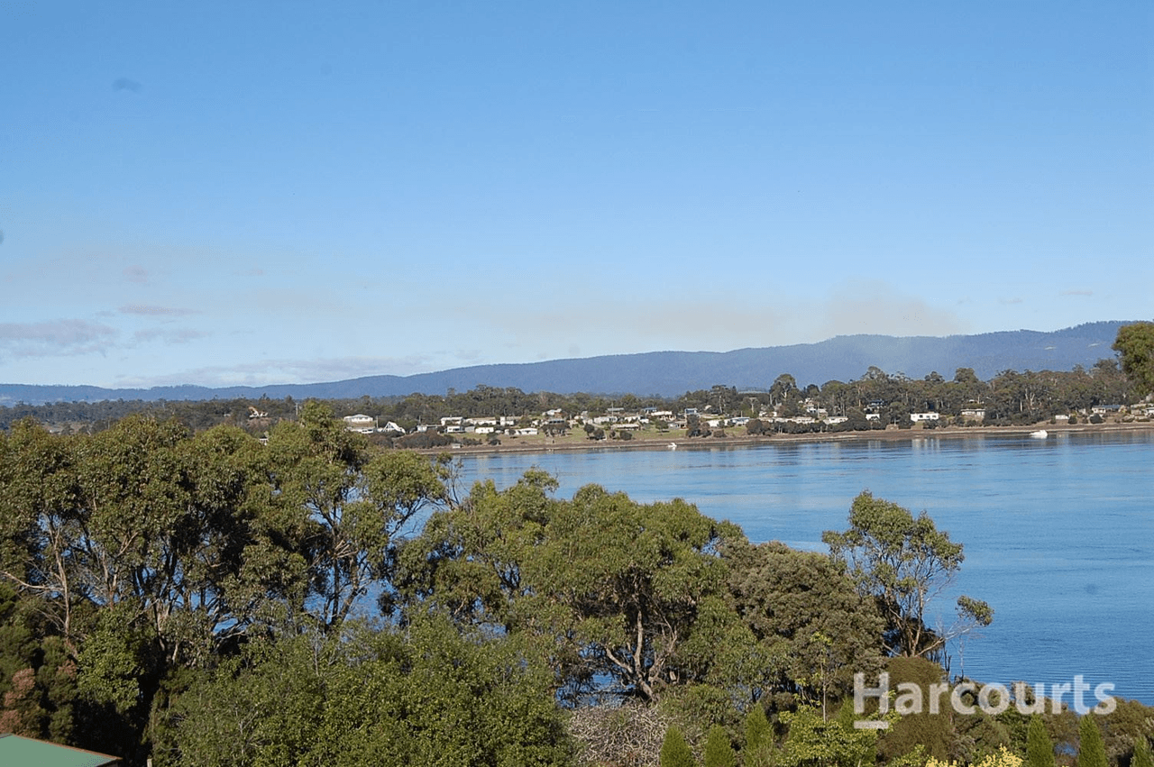 32 Tamar Avenue, George Town, TAS 7253