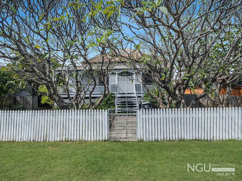 15 Pine Street, North Ipswich, QLD 4305