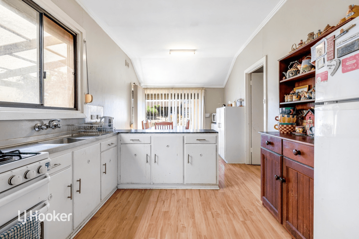 45 Crisp Road, Elizabeth Downs, SA 5113