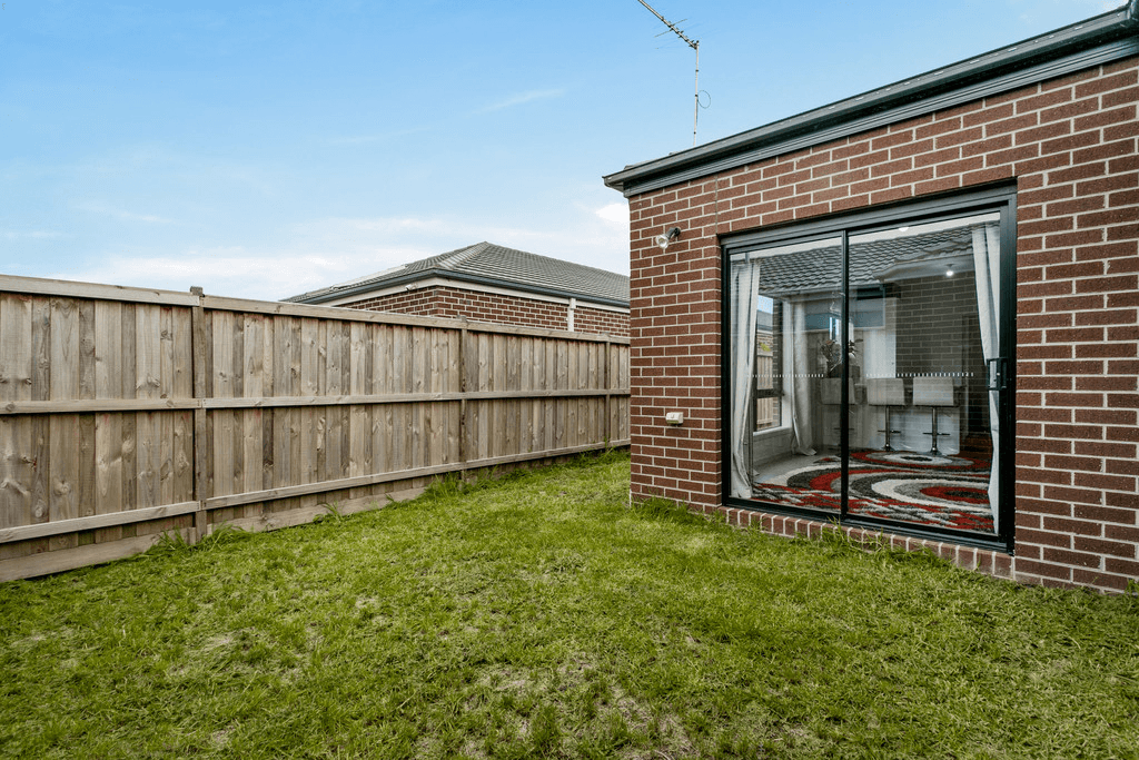 29 Orleana Way, CLYDE NORTH, VIC 3978