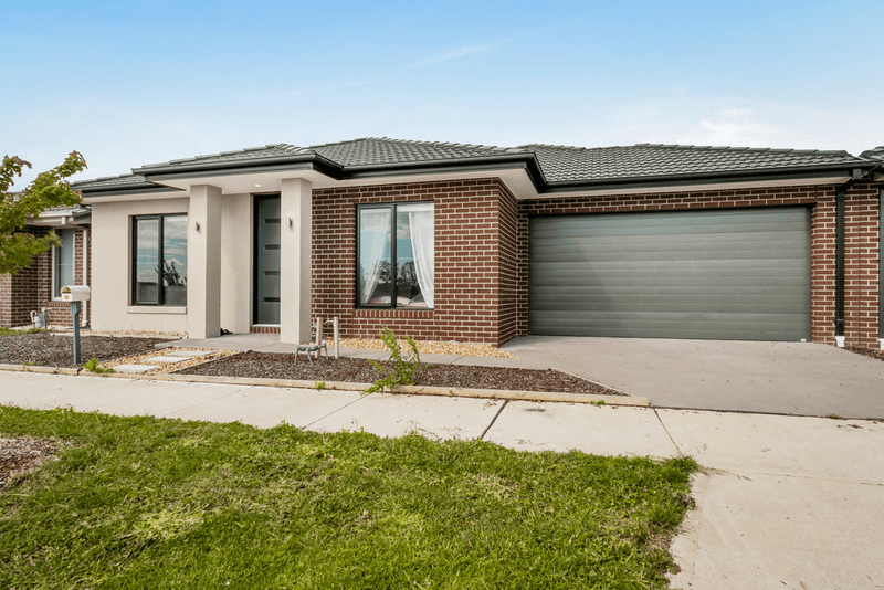 29 Orleana Way, CLYDE NORTH, VIC 3978