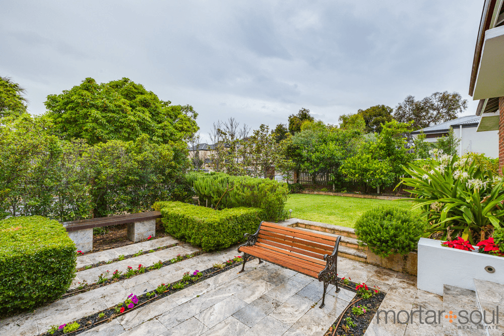 14 Melville St, Claremont, WA 6010