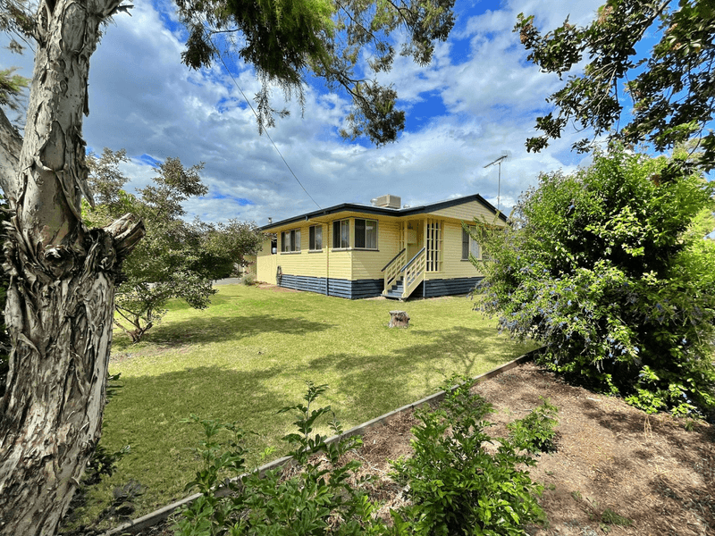 2 Hindmarsh Street, GOONDIWINDI, QLD 4390