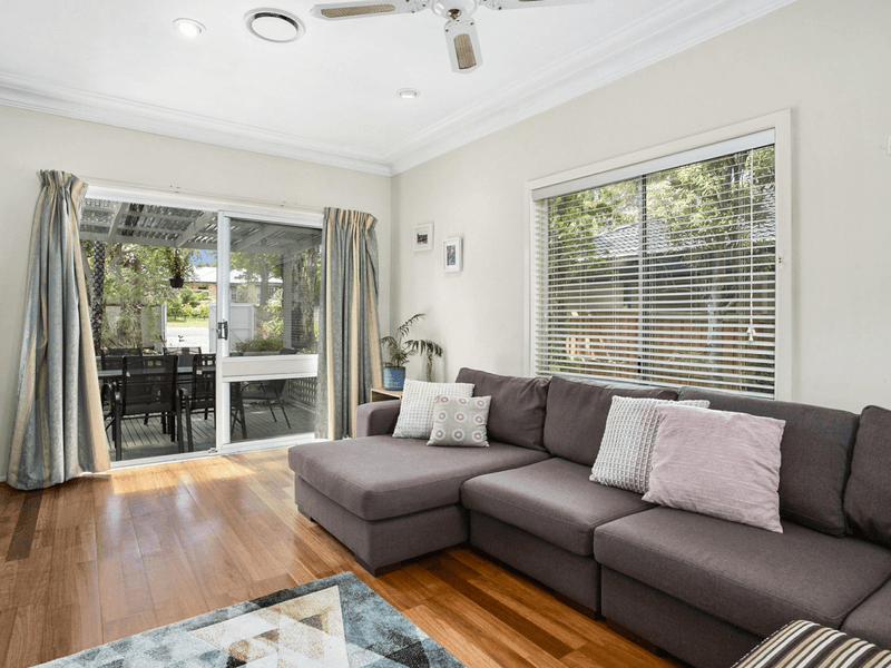 27 Pringle Avenue, BELROSE, NSW 2085