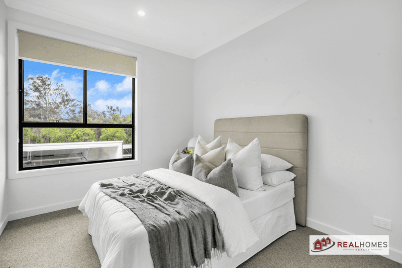 62 Bradley Street, GLENMORE PARK, NSW 2745