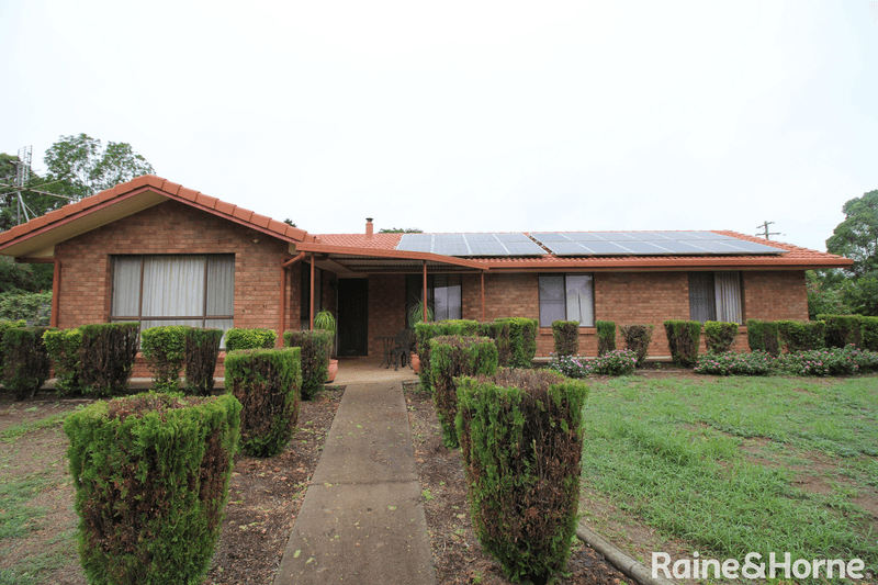 2 Tarong Drive, KINGAROY, QLD 4610