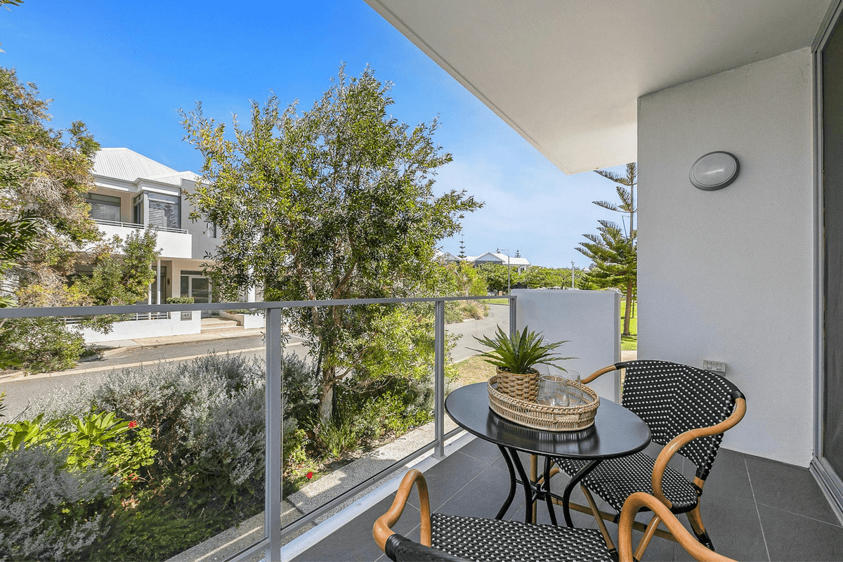 1/34 Shoalwater Street, North Coogee, WA 6163
