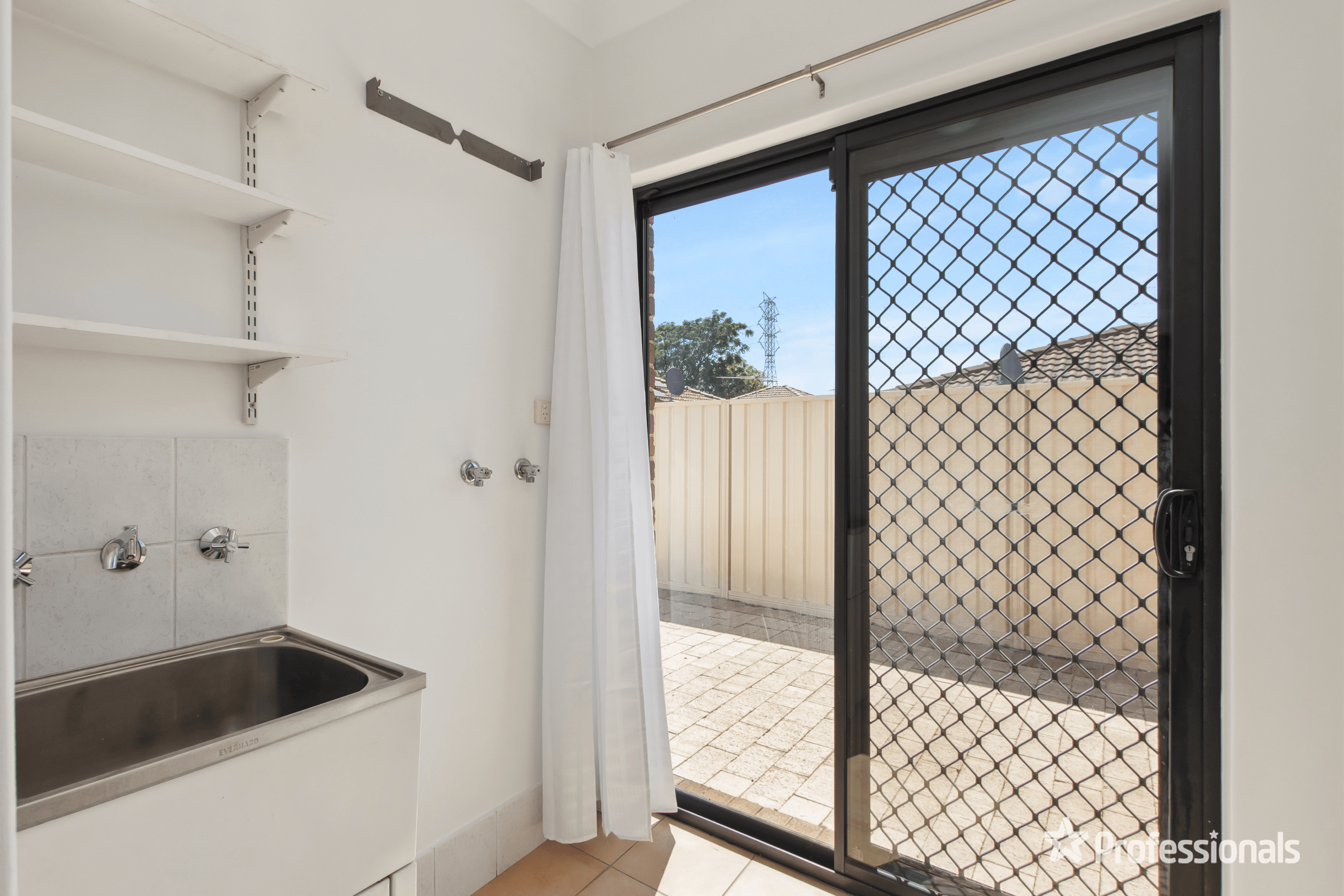 3/18 Burlington Street, ST JAMES, WA 6102