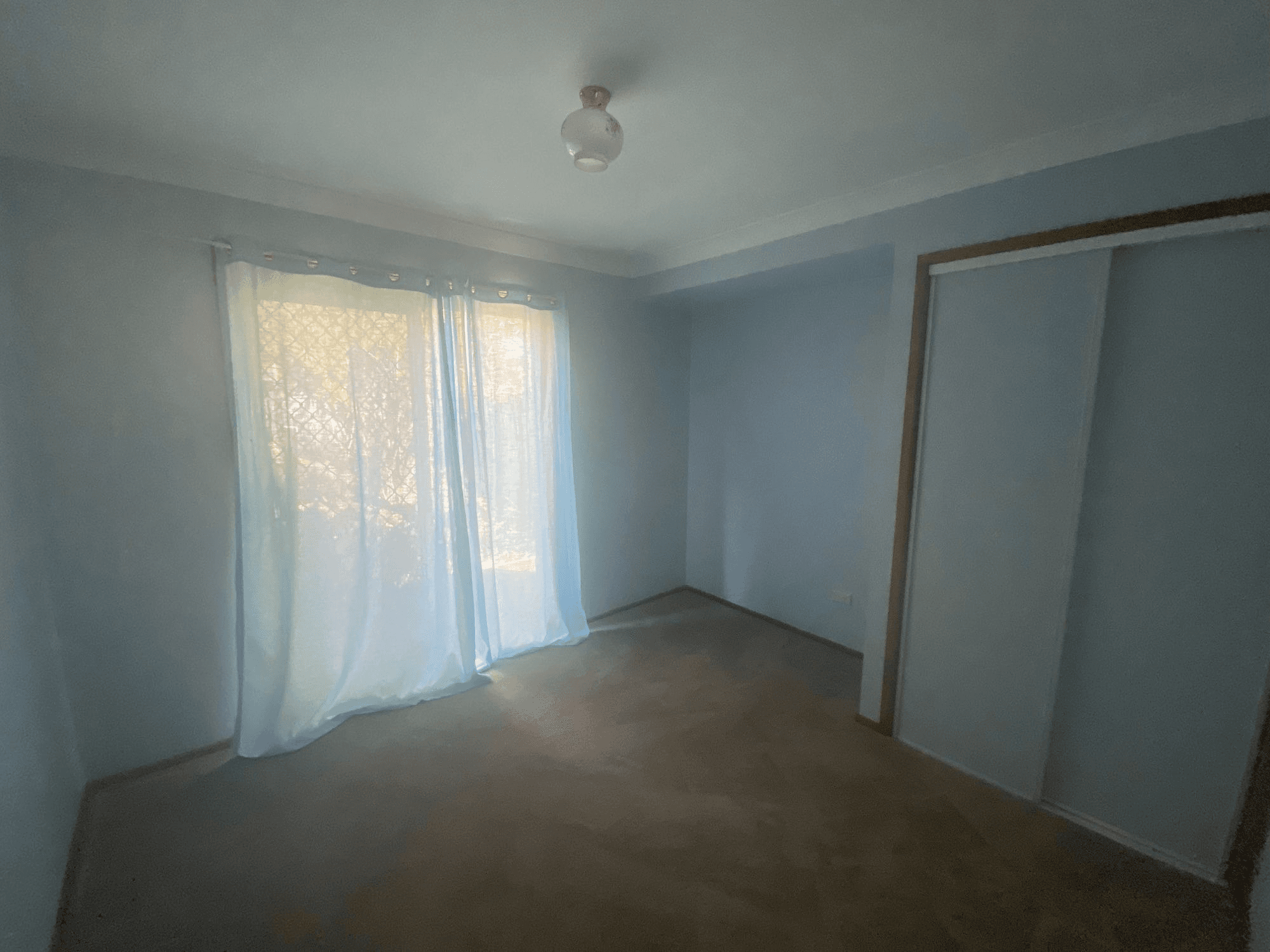 4 Amulla Court, CAMIRA, QLD 4300