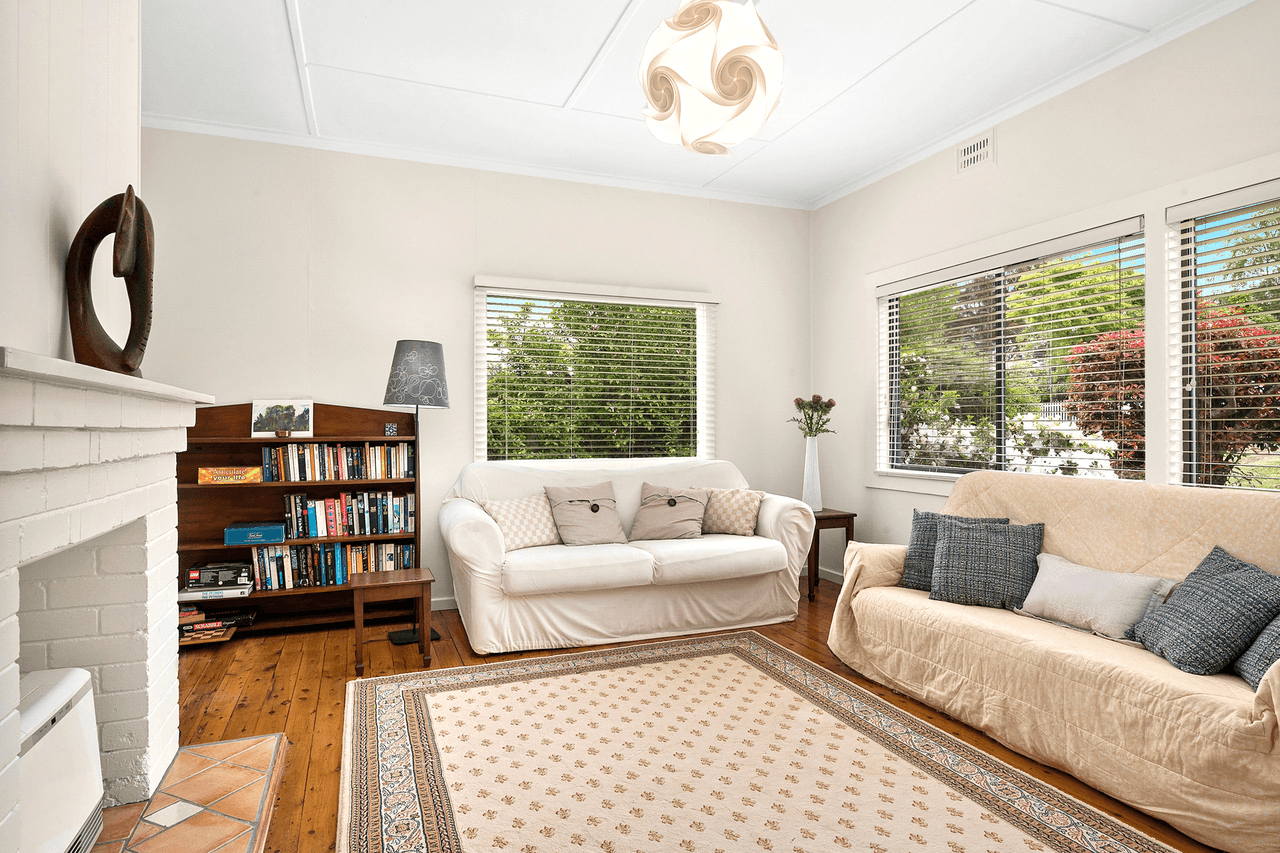 6 Barnett Avenue, Bundanoon, NSW 2578