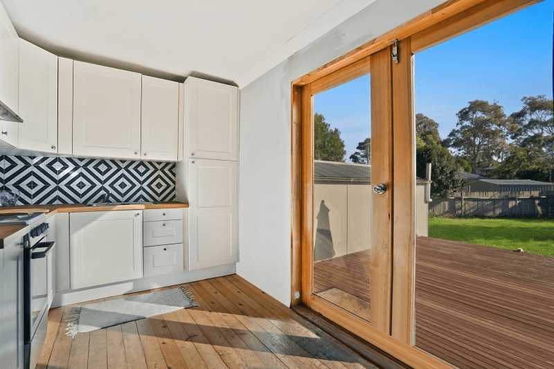 13 Sylvia Avenue, GOROKAN, NSW 2263