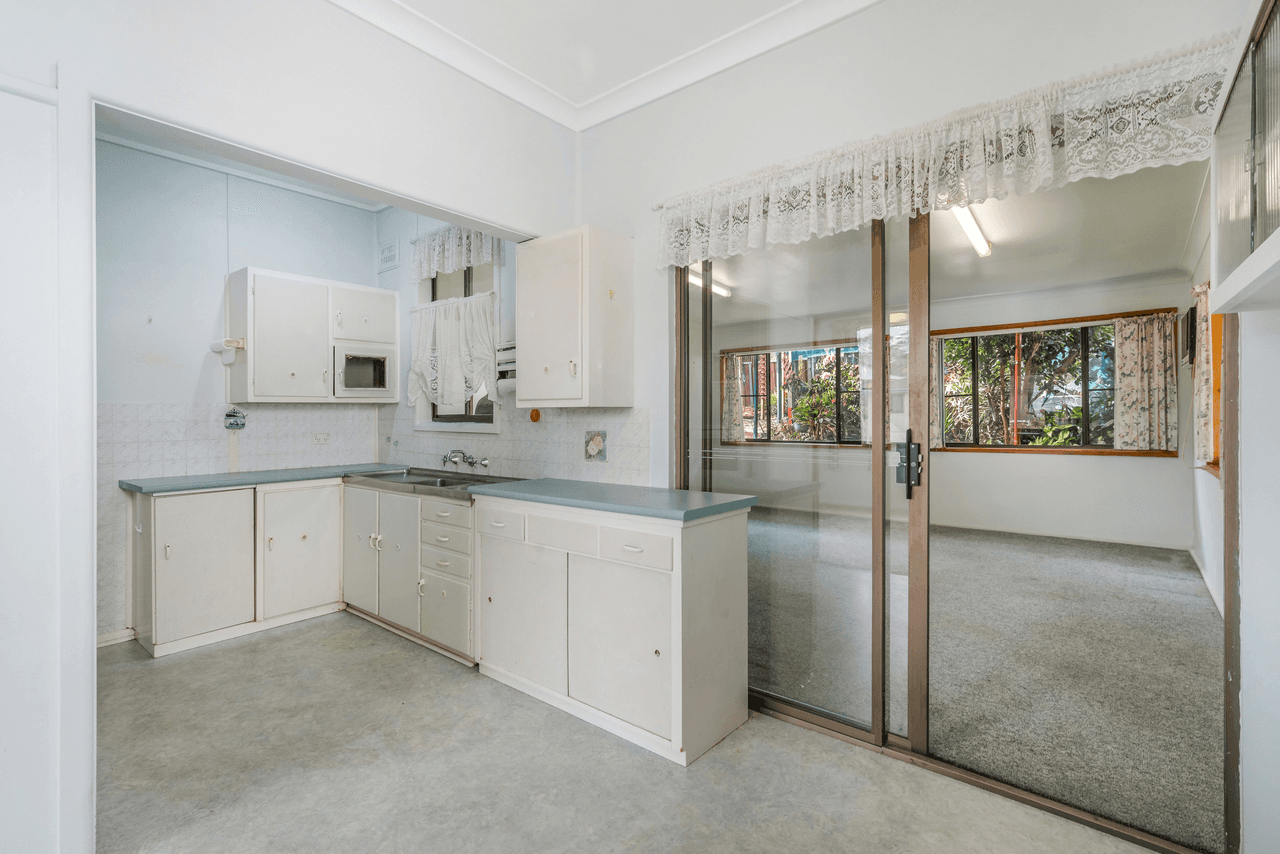 41 Russell Street, MOUNT PRITCHARD, NSW 2170