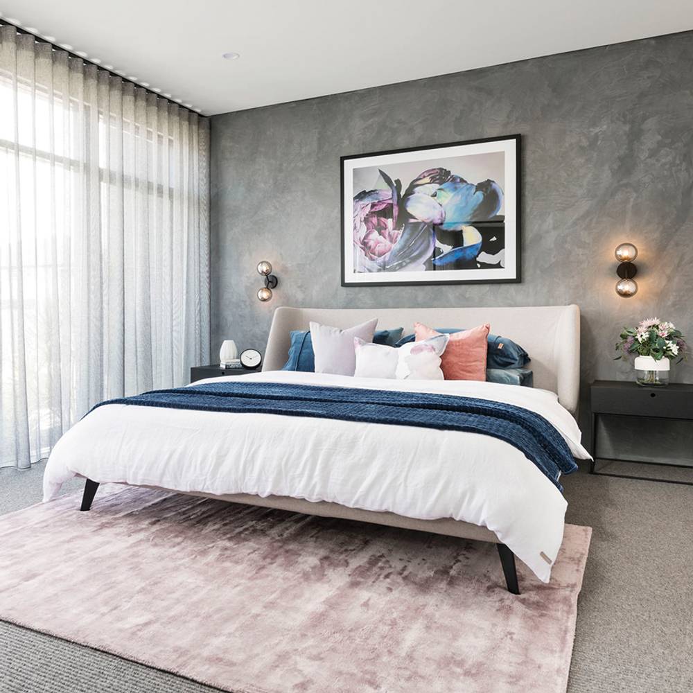 Modern entertainers dream, CLAREMONT MEADOWS, NSW 2747