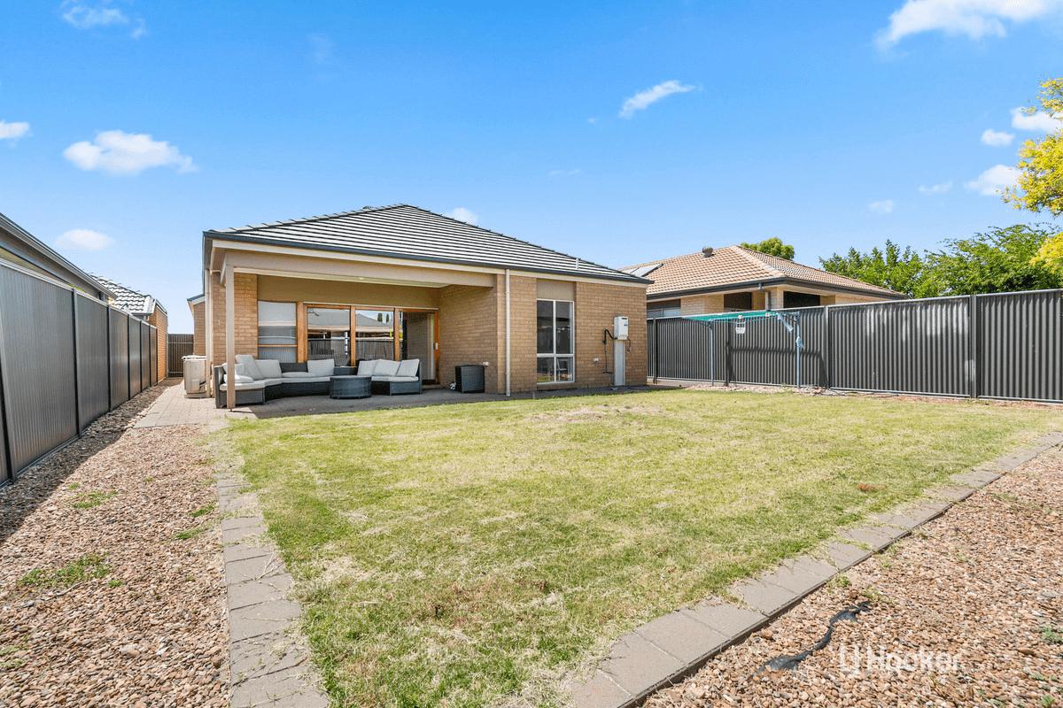 53 Hayfield Avenue, BLAKEVIEW, SA 5114