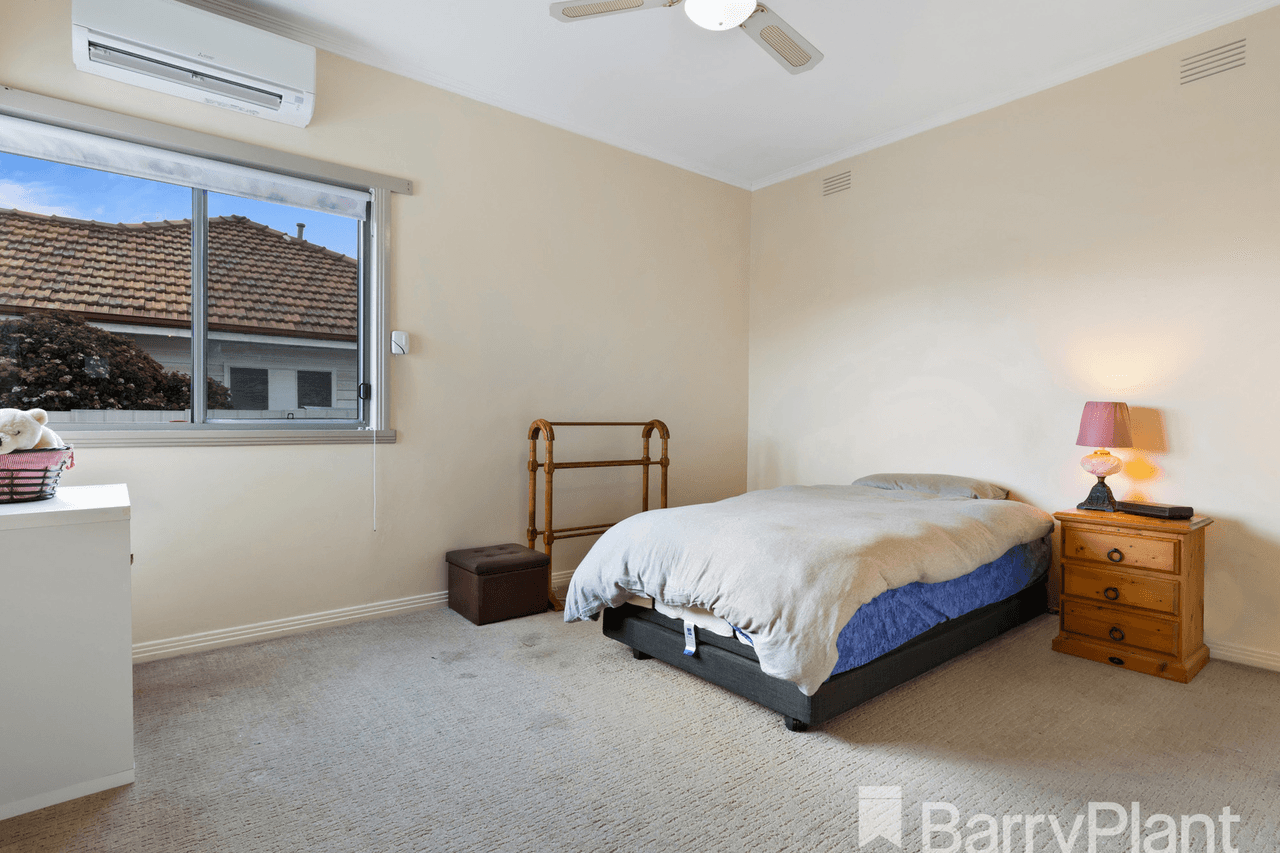 25 Majorca Road, Maryborough, VIC 3465