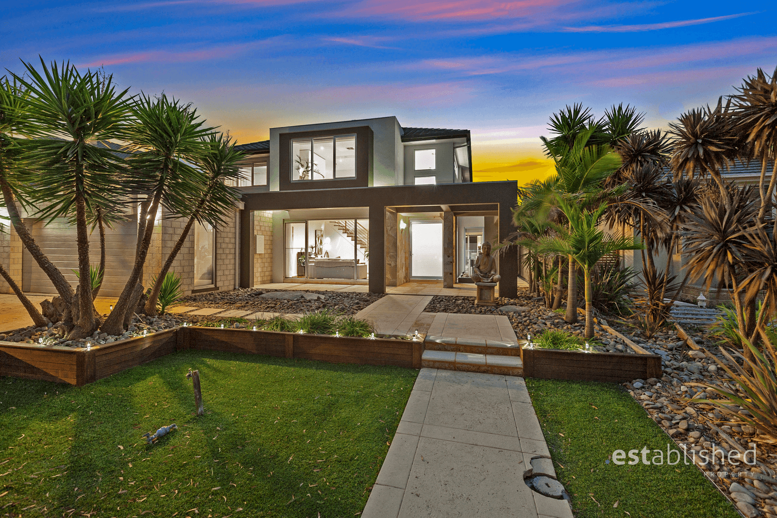 34 Tournament Drive, SANCTUARY LAKES, VIC 3030