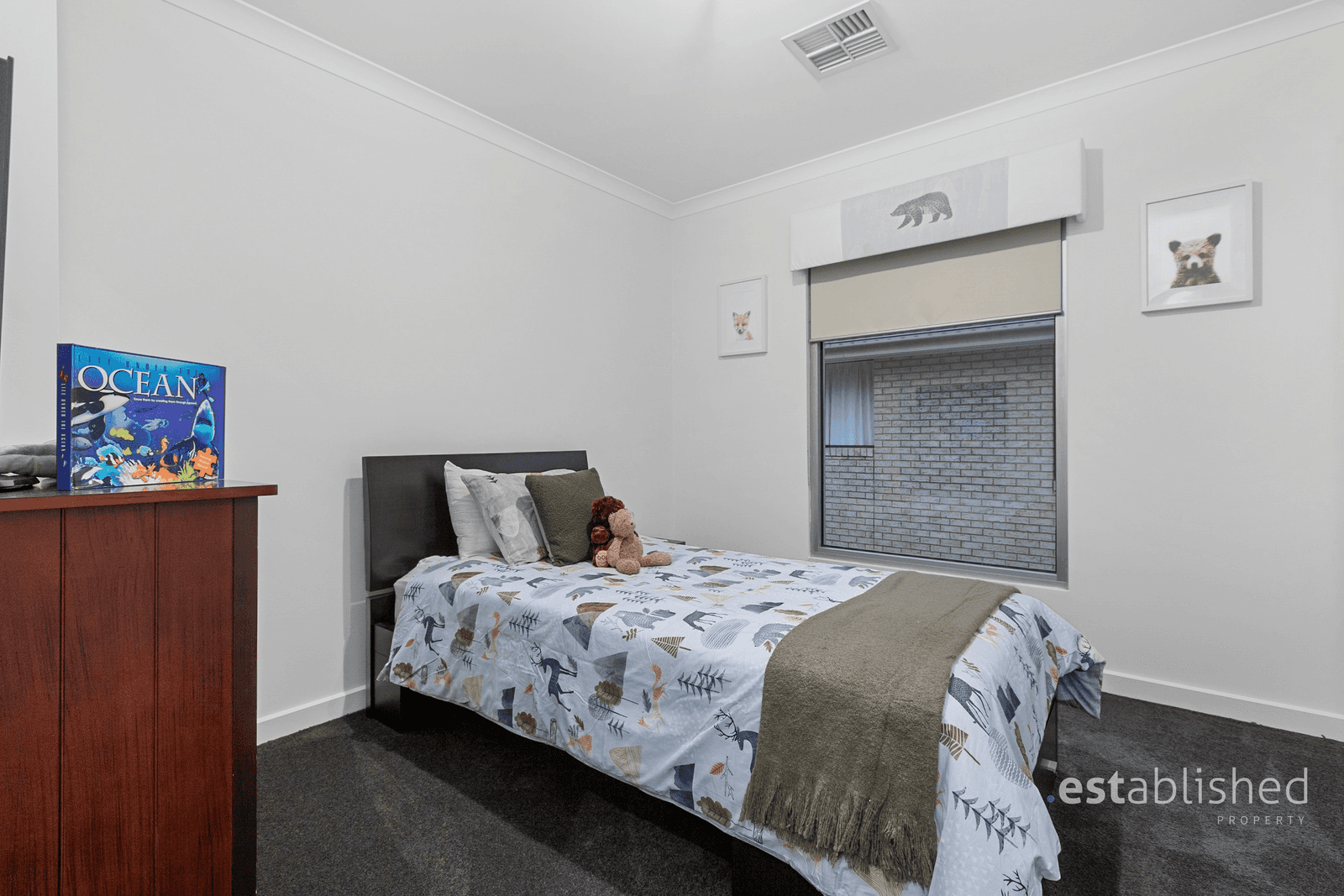 34 Tournament Drive, SANCTUARY LAKES, VIC 3030