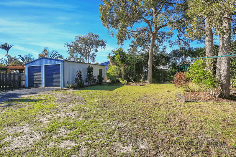 2 Jabiru Ct, Woodgate, QLD 4660