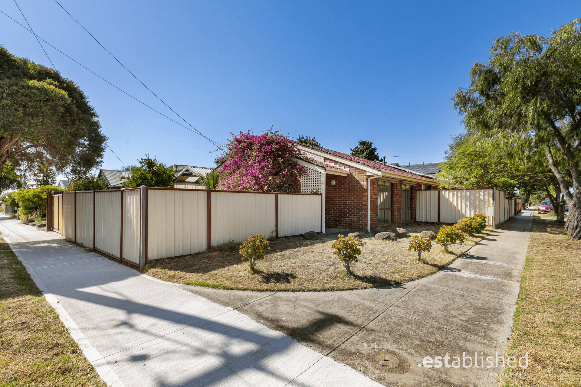 2 Courtney Avenue, HOPPERS CROSSING, VIC 3029