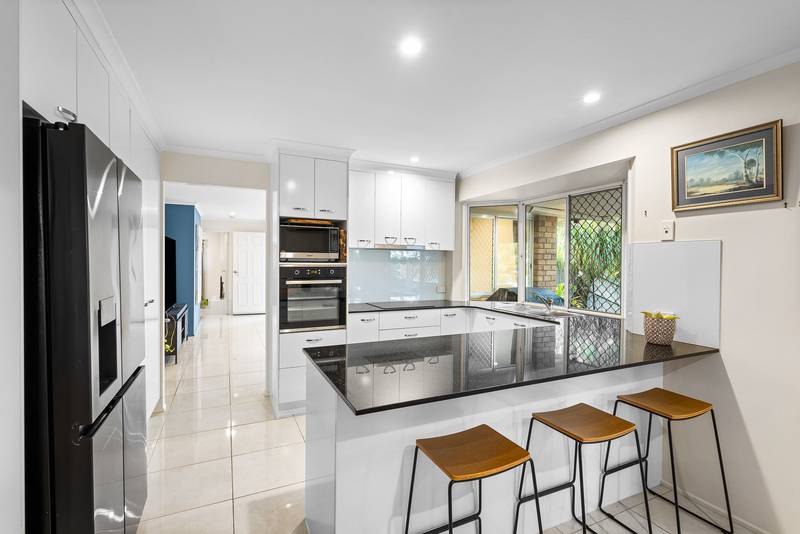 137 Coes Creek Road, COES CREEK, QLD 4560