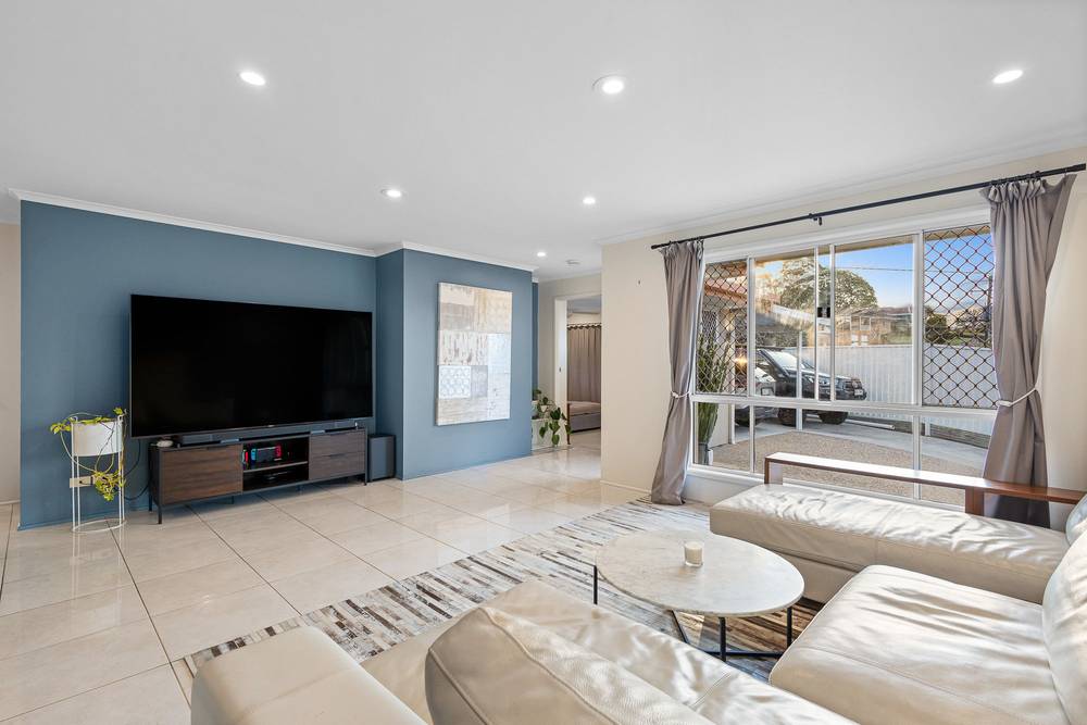 137 Coes Creek Road, COES CREEK, QLD 4560