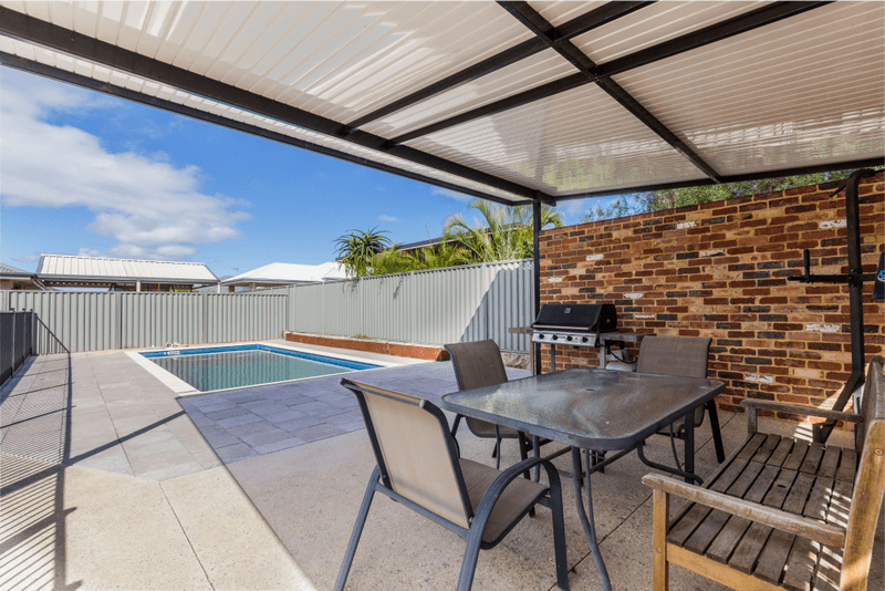 14 Baldwin Link, PIARA WATERS, WA 6112