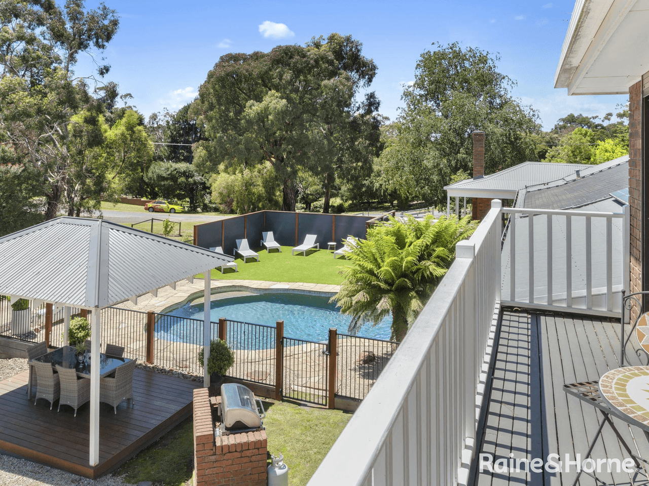 25 Barclay Place, RIDDELLS CREEK, VIC 3431