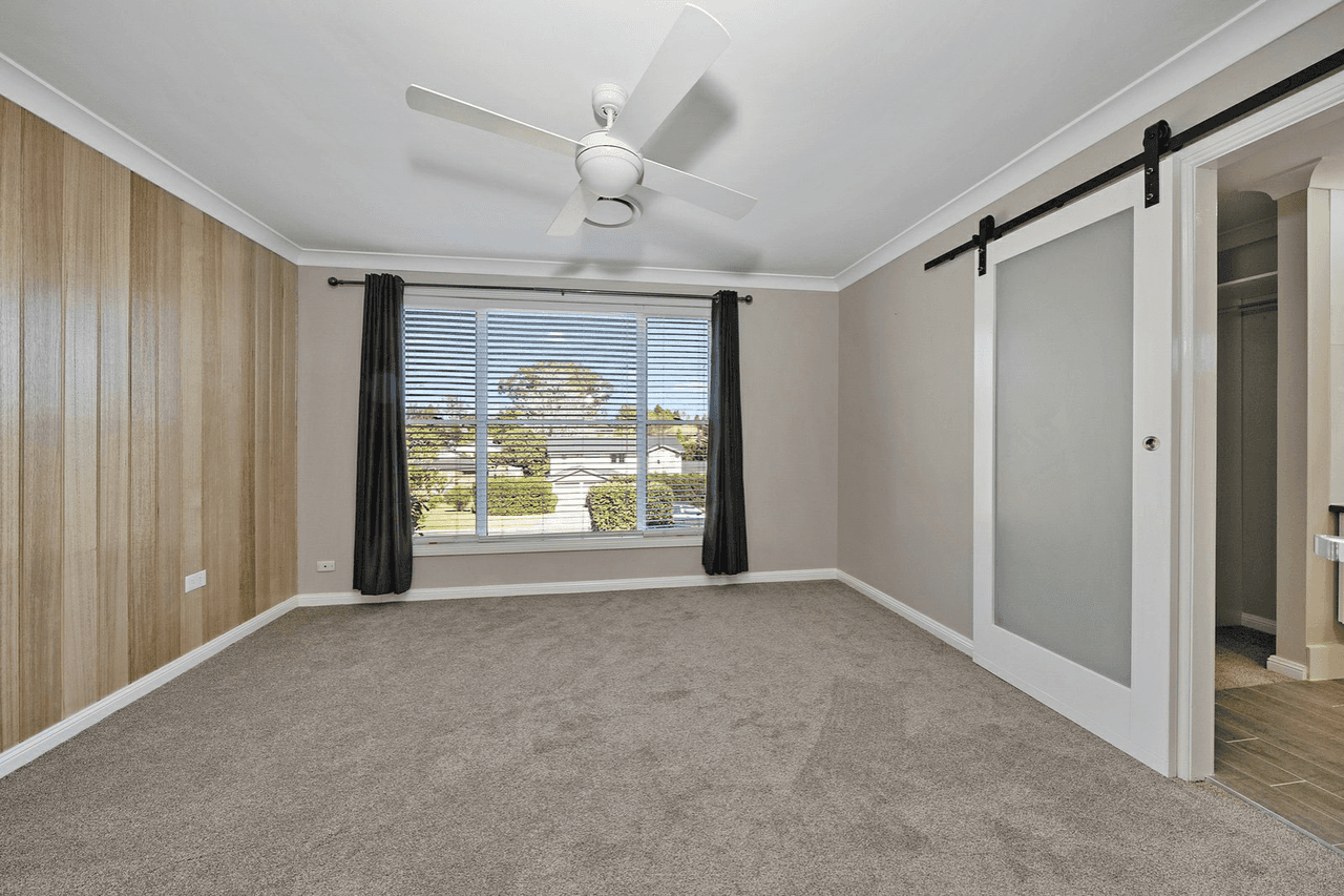 28 Doherty Avenue, GLENHAVEN, NSW 2156