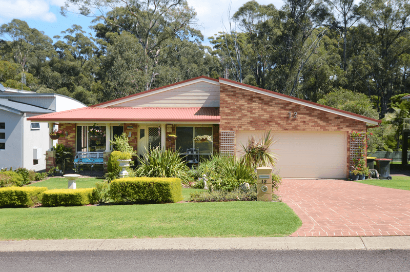 12 Bellevue Pl, Eden, NSW 2551