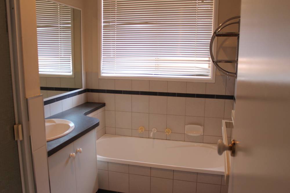 14 Bullara Court, SPRINGDALE HEIGHTS, NSW 2641