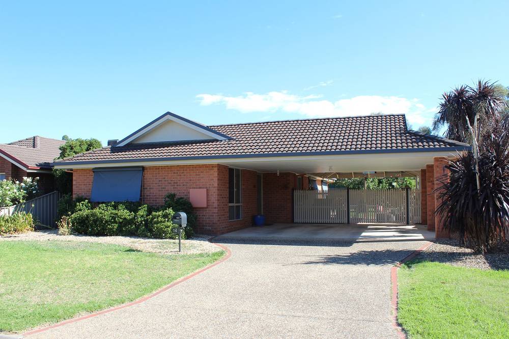 14 Bullara Court, SPRINGDALE HEIGHTS, NSW 2641