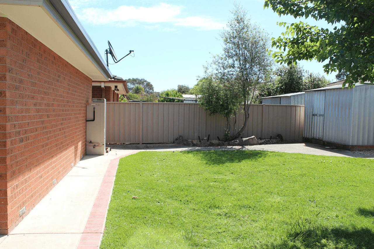 14 Bullara Court, SPRINGDALE HEIGHTS, NSW 2641