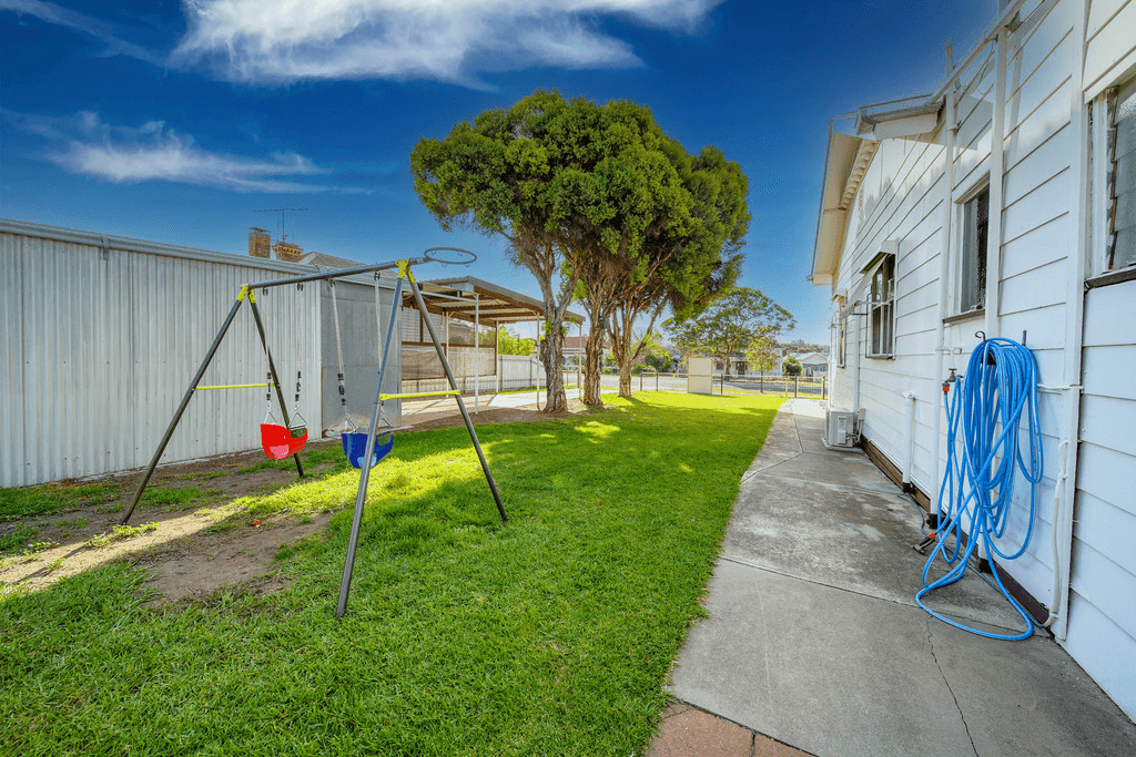 11 Oak Street, EAGLEHAWK, VIC 3556