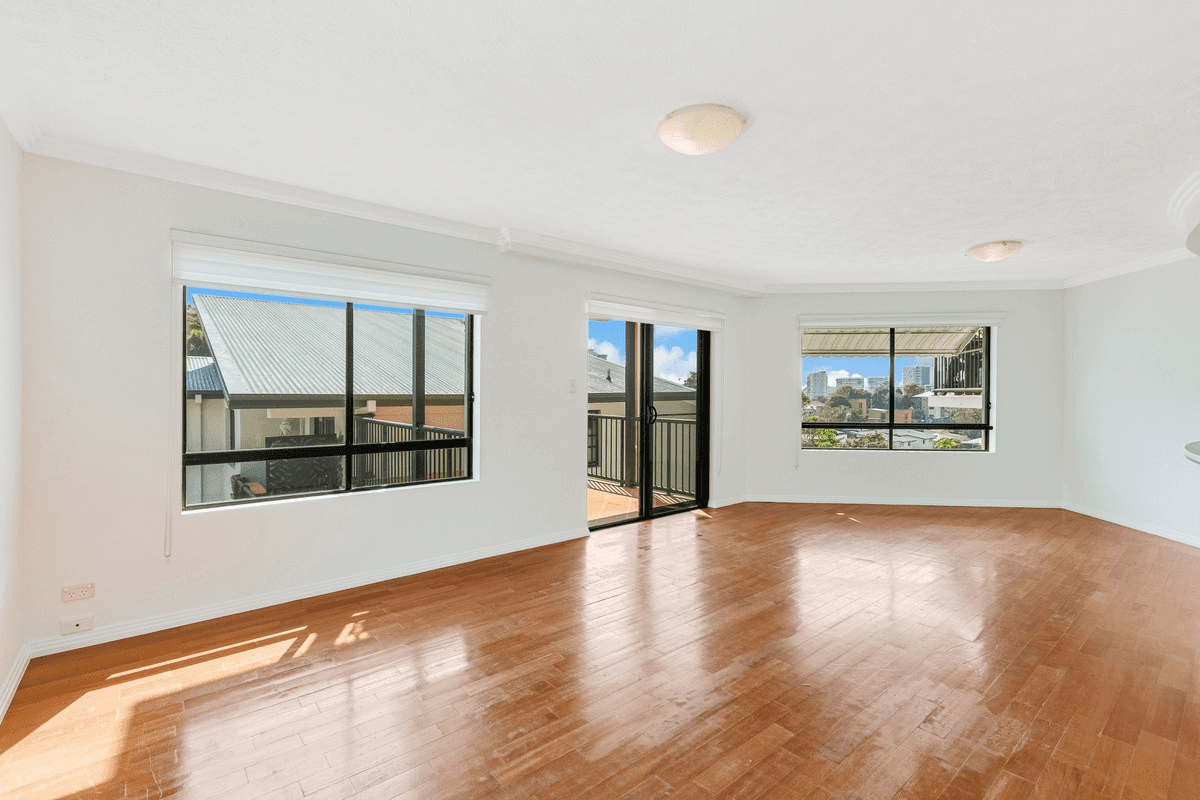 12/62 Garrick Street, Coolangatta, QLD 4225