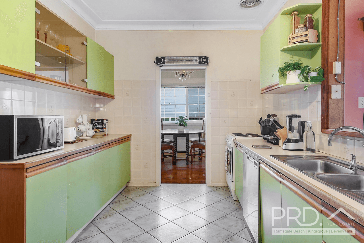 11 Roseanne Avenue, ROSELANDS, NSW 2196