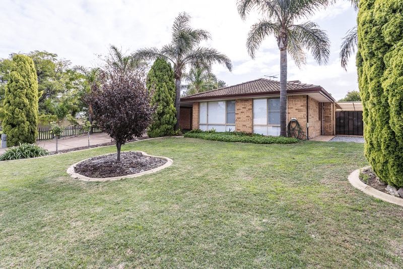 12 Selwyn Rise, Greenfields, WA 6210