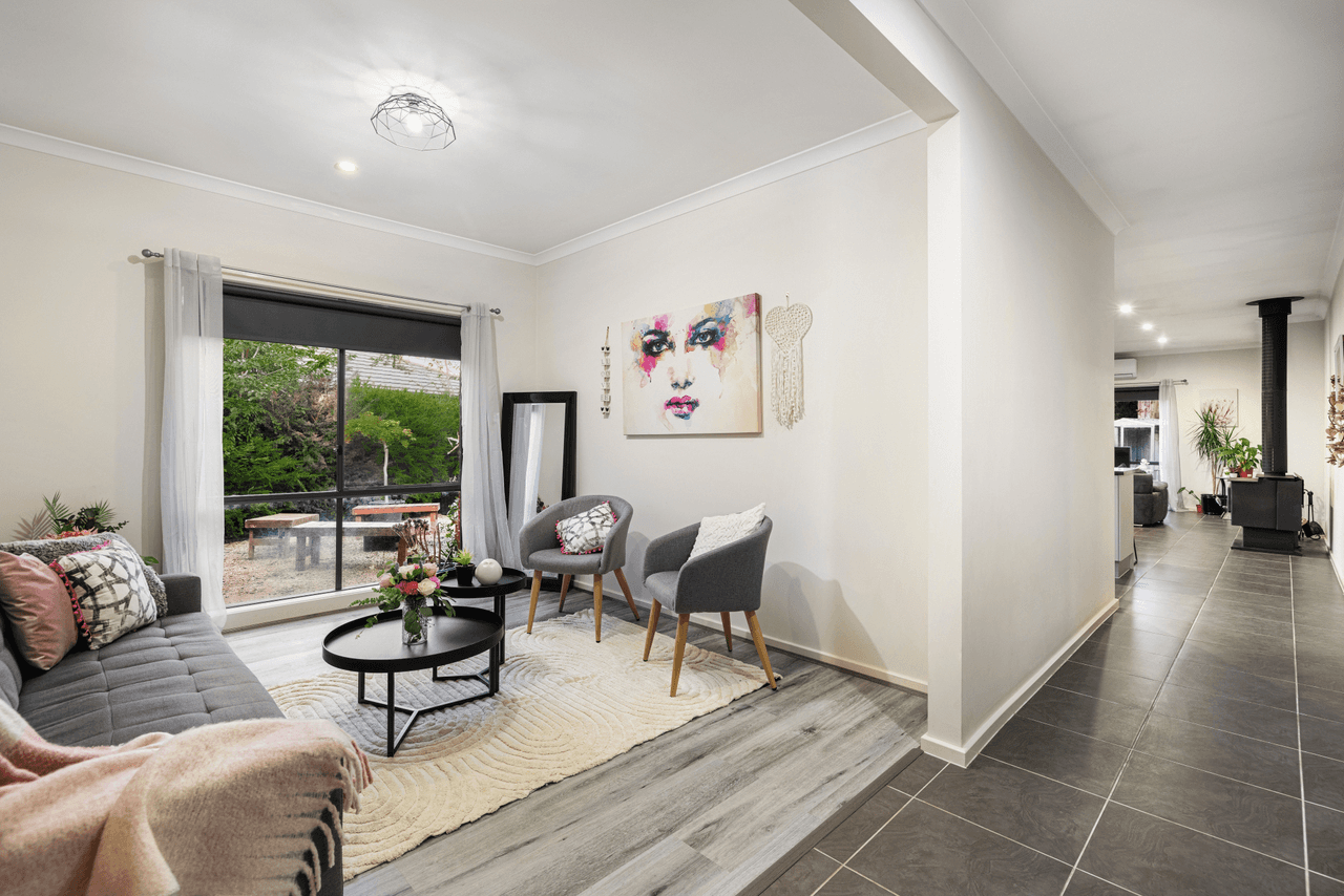 21 Lancelot Crescent, LANCEFIELD, VIC 3435