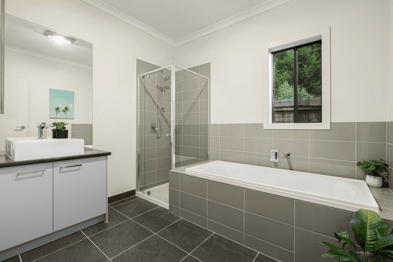 21 Lancelot Crescent, LANCEFIELD, VIC 3435