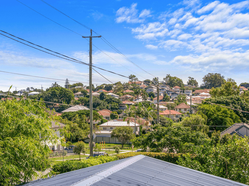 39 Pfingst Road, WAVELL HEIGHTS, QLD 4012