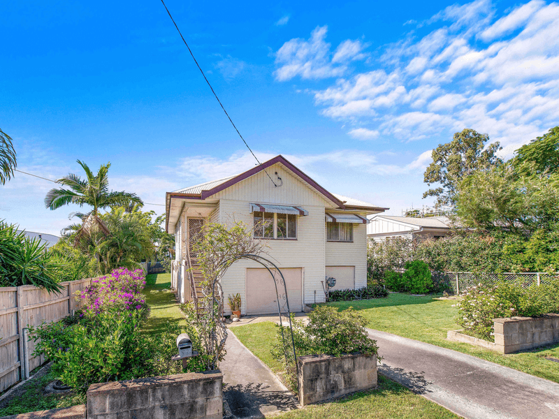 39 Pfingst Road, WAVELL HEIGHTS, QLD 4012