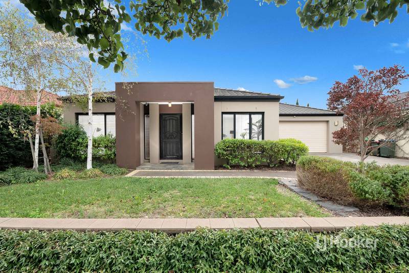 12 Messina Crescent, POINT COOK, VIC 3030