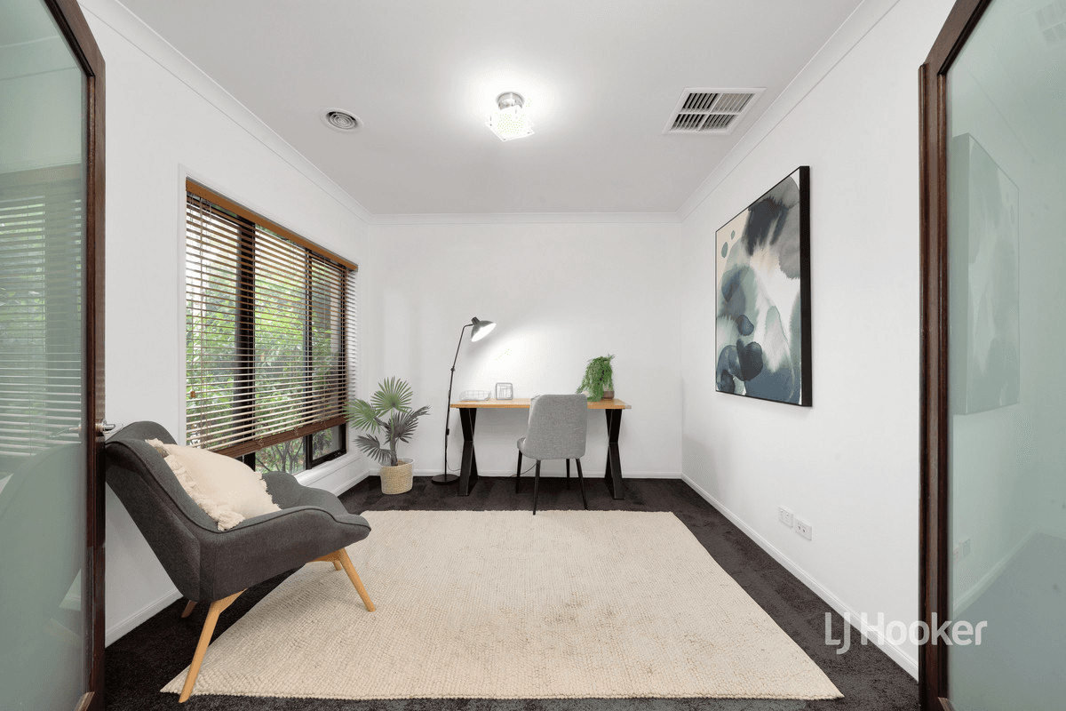 12 Messina Crescent, POINT COOK, VIC 3030